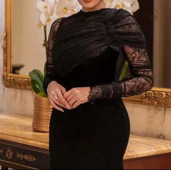 Black Lace Mermaid Evening Dress with Long Sleeves