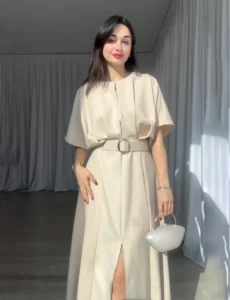 Elegant Round Neck Short Sleeve Dress for Women